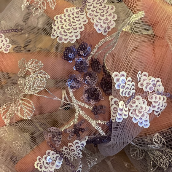 New women Sz 14 Beaded sophisticated gown - Picture 11 of 13